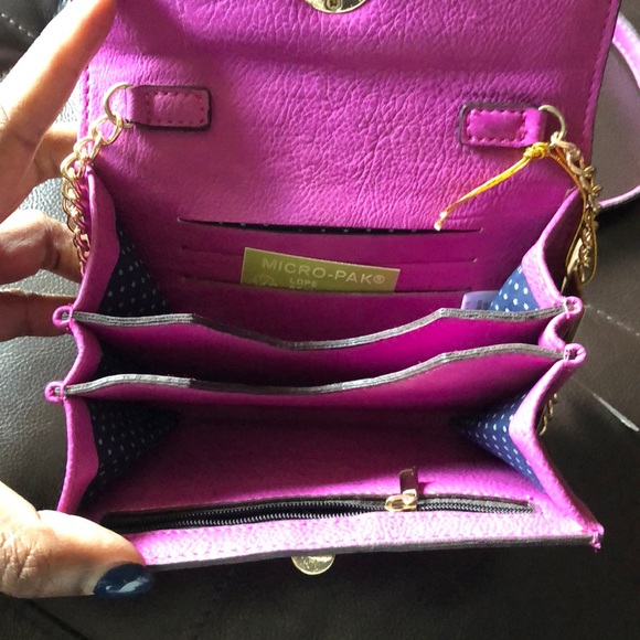 Pink Francesca’s Crossbody Bag - Picture 3 of 4