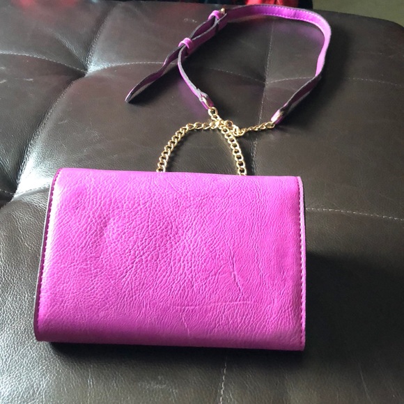 Pink Francesca’s Crossbody Bag - Picture 4 of 4