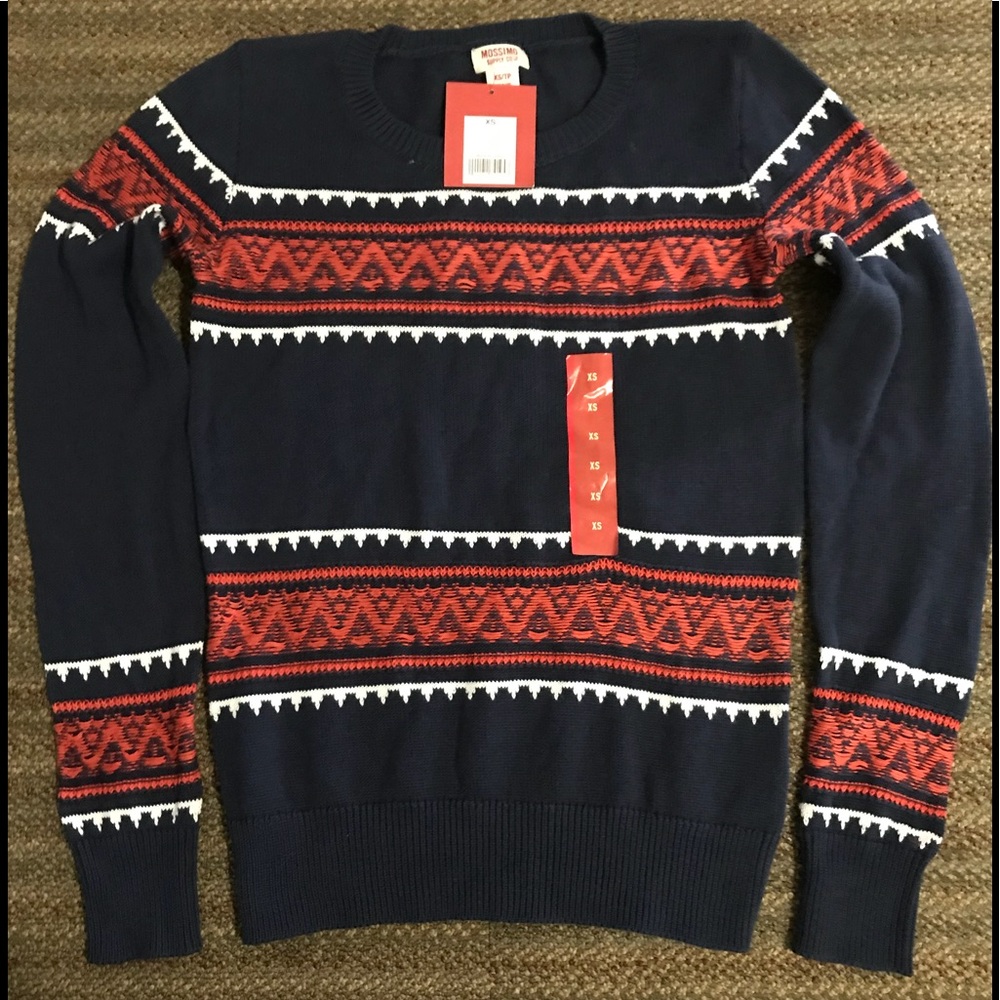 MOSSIMO LONG SLEEVE SWEATER