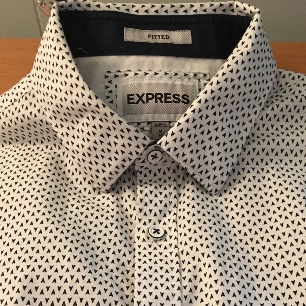 Express Fitted (slim-fit) Patterned casual Shirt