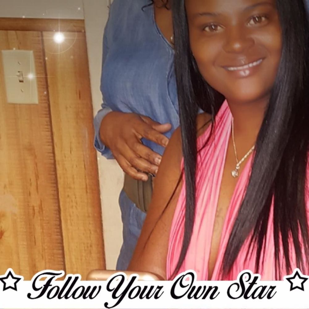 Meet your Posher, Tocarra