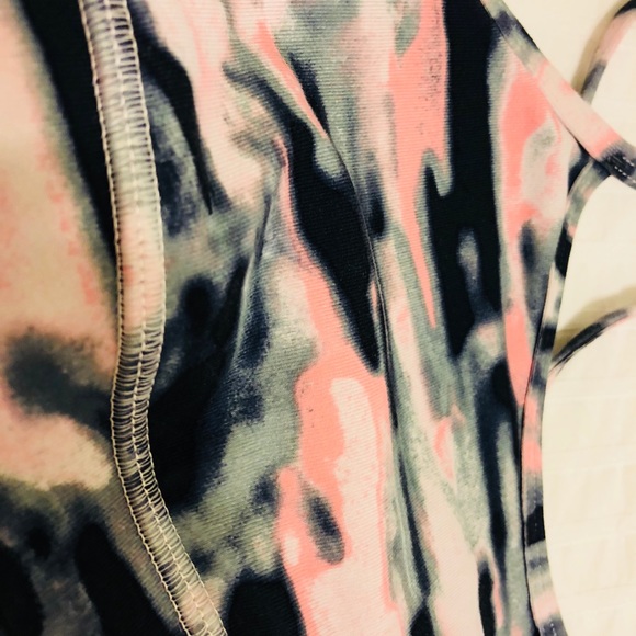 Lululemon Flow Y Bra - Picture 4 of 6