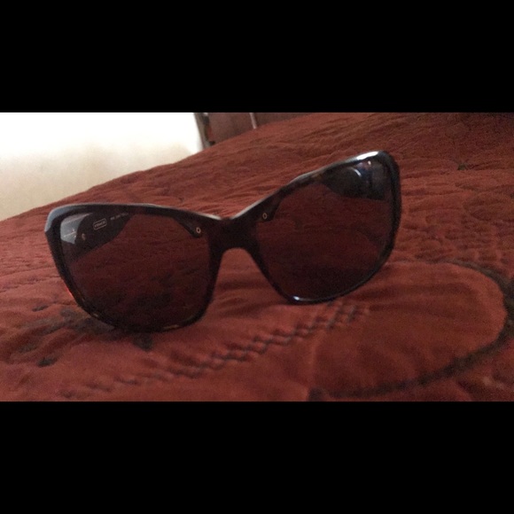 Nine west and Coach sunglasses (perfect gift duo) main image 4