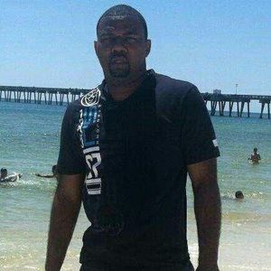 Meet your Posher, Kenneth