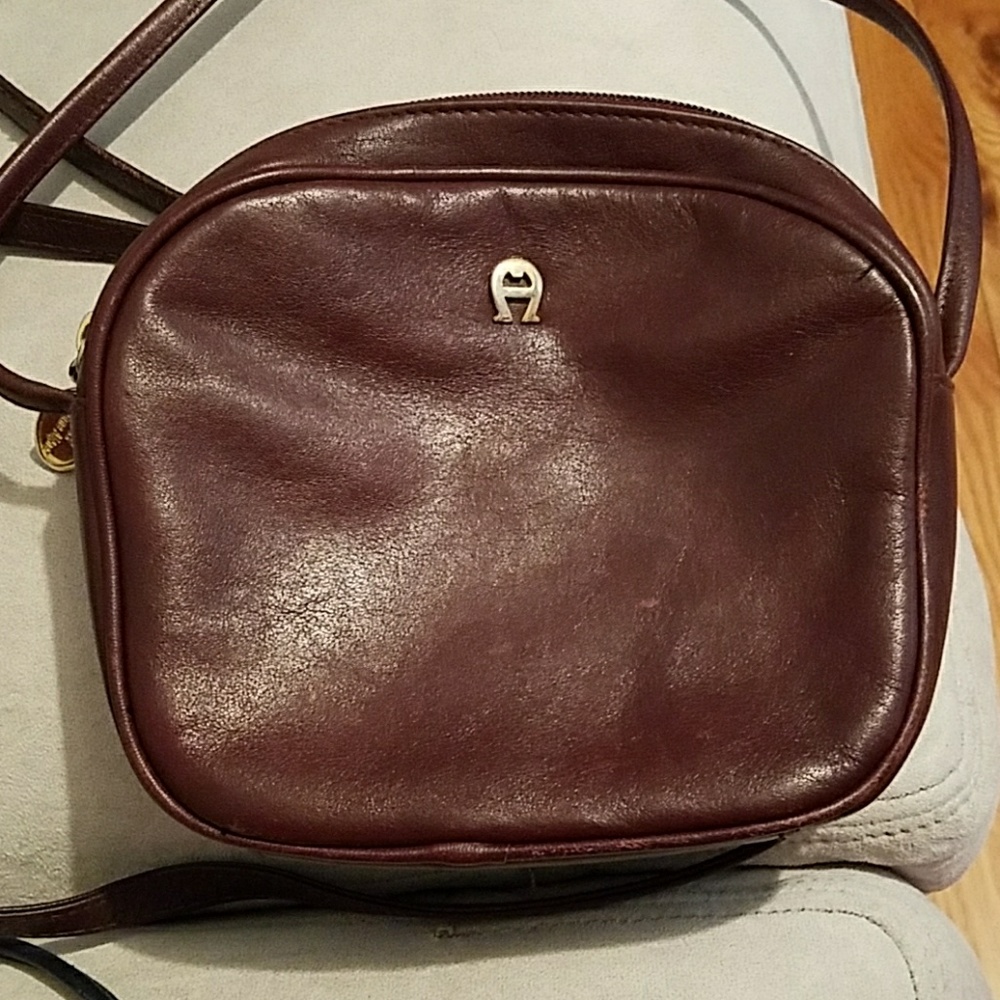 Etienne Aigner purse