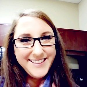 Meet your Posher, Mandy