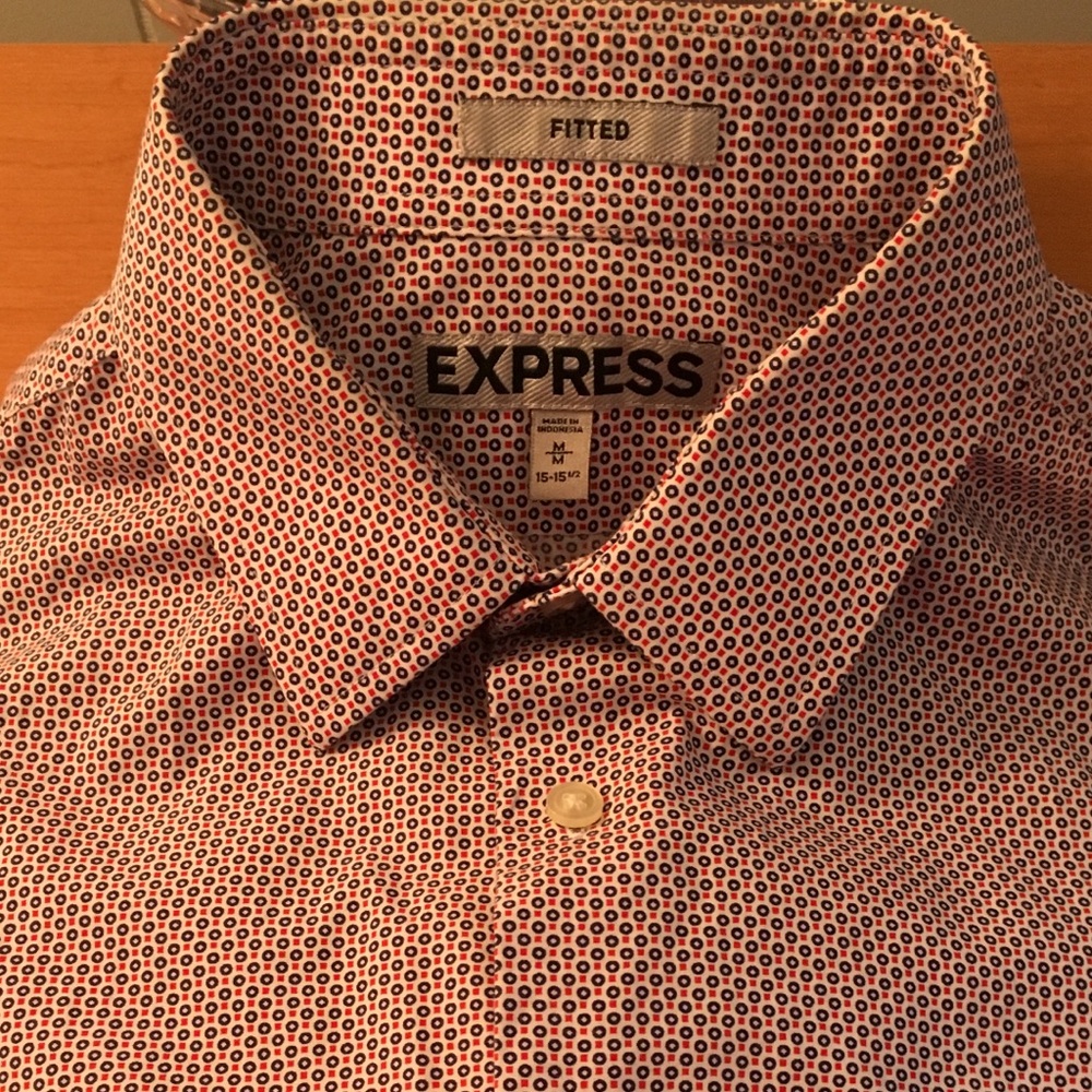 Express Fitted (Slim fit) Patterned Casual Shirt
