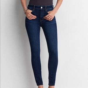 American Eagle Hi-Rise Jegging
