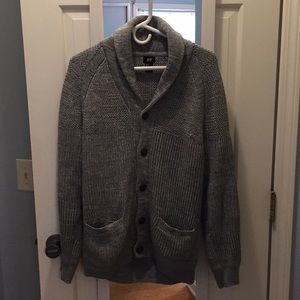 Men’s M HM sweater cardigan no smoke home