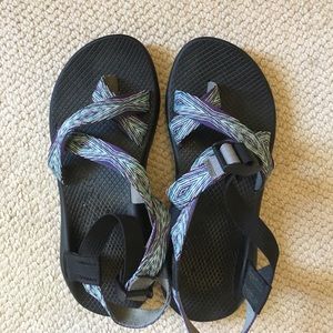 Chacos!