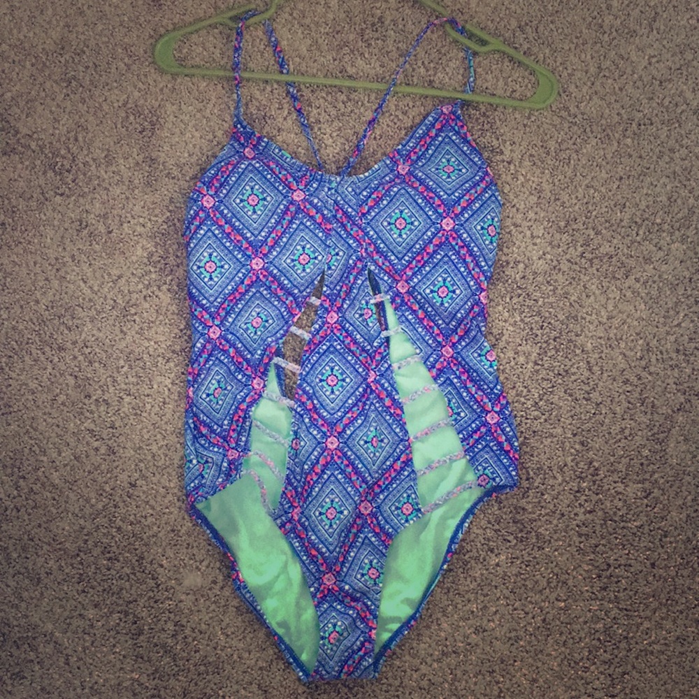 Cute multicolored/patterned one piece swimsuit