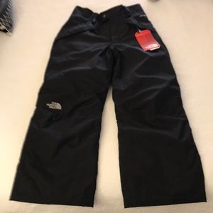 Youth North Face HYVENT Ski pants Size 10/12