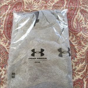 Gray Under Armour hoodie sweatshirt
