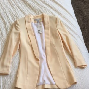 NWT h&m cream blazer