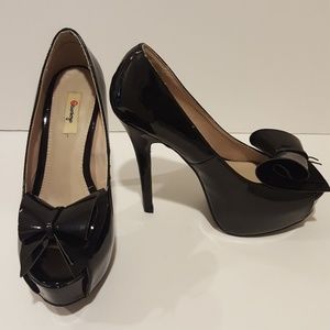 Patent Leather Bow Peep Toe Pumps