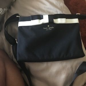 Like new Worn twice Kate Spade Crossbody