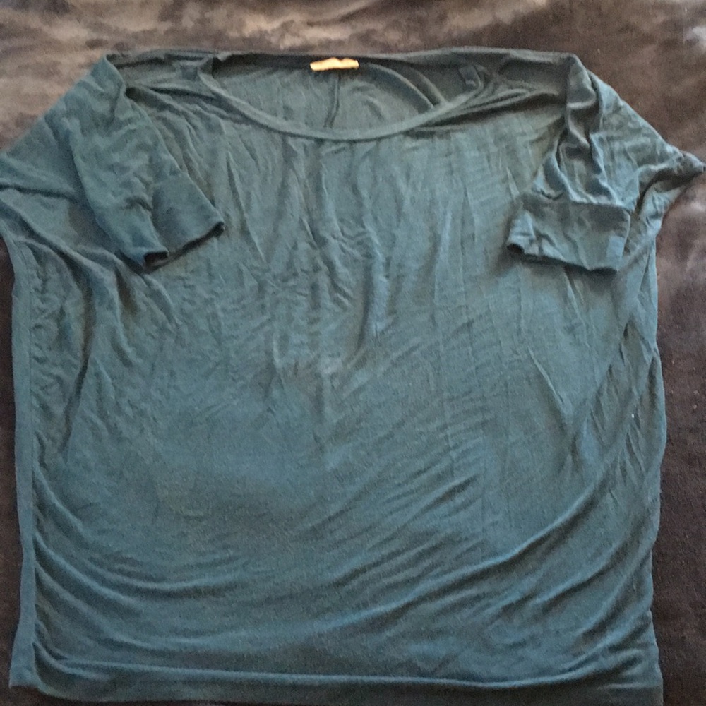🍒3 for $10 - Blue Cold Shoulder Tunic