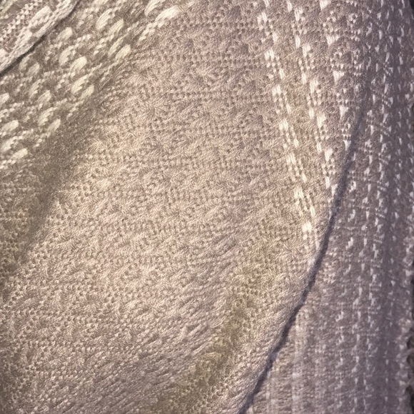 Cardigan - Picture 2 of 8