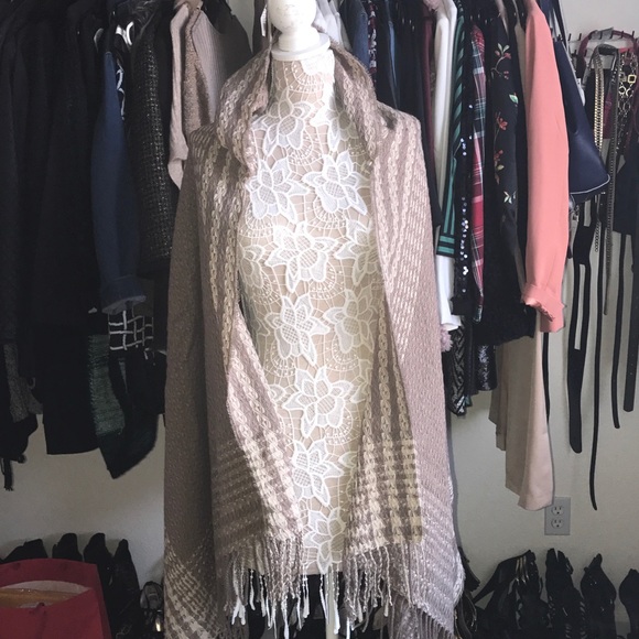 Cardigan - Picture 3 of 8