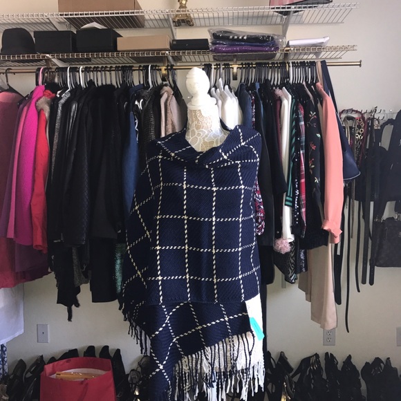 Cardigan - Picture 5 of 8