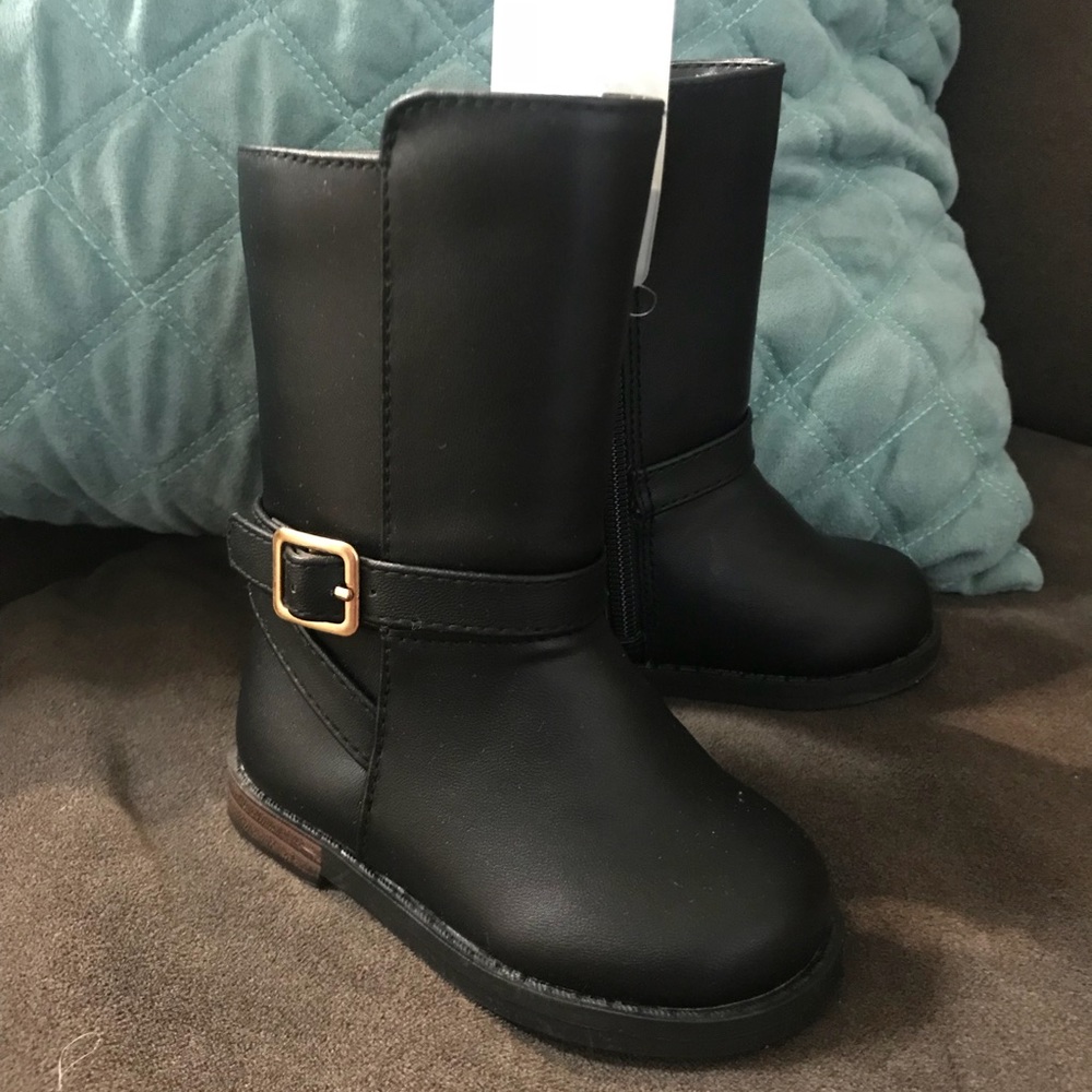 Size 4 in Toddler boots
