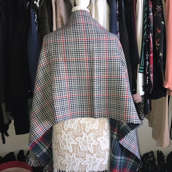 Cardigan - Picture 3 of 8