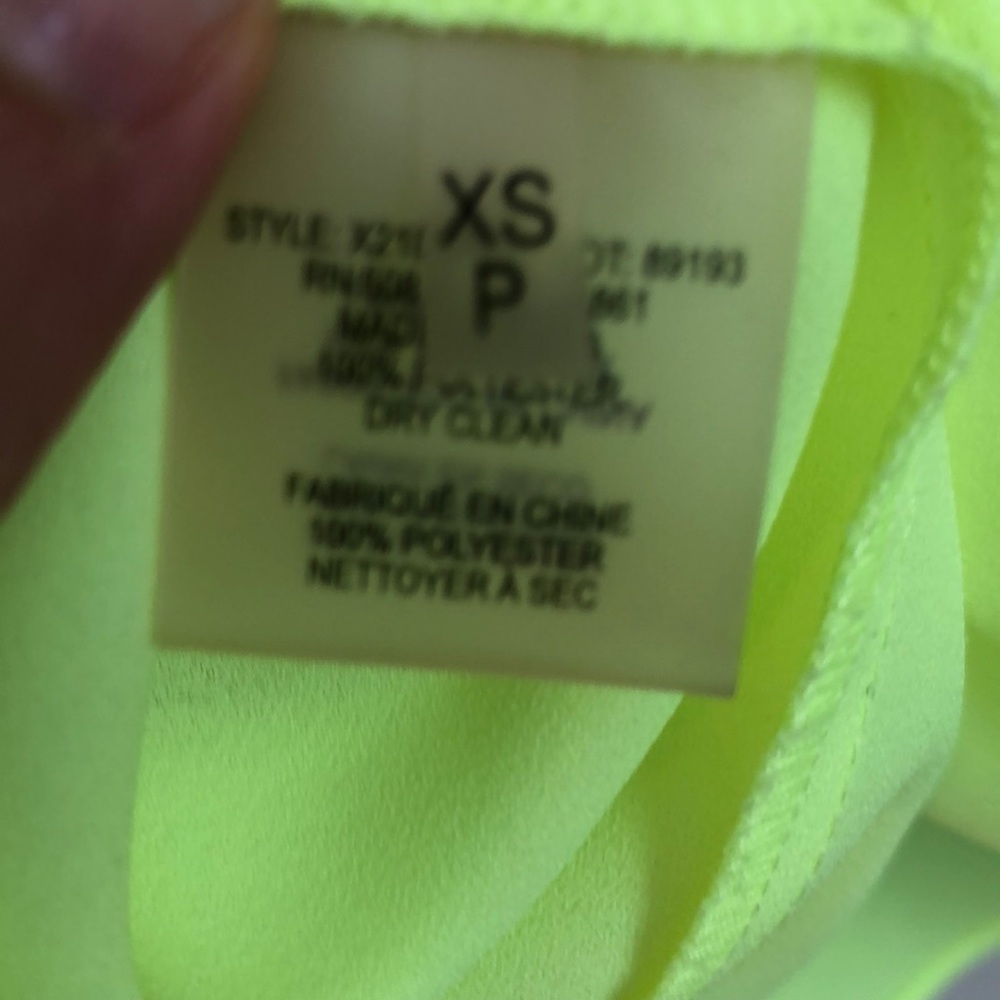 Tahari Blouse - Picture 4 of 5