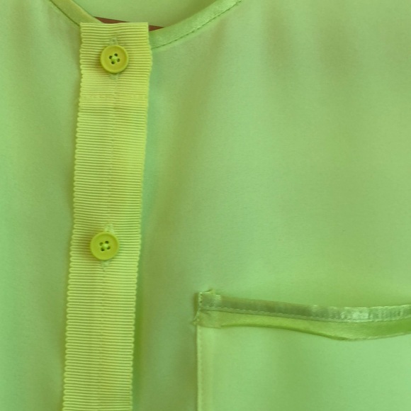 Tahari Blouse - Picture 5 of 5