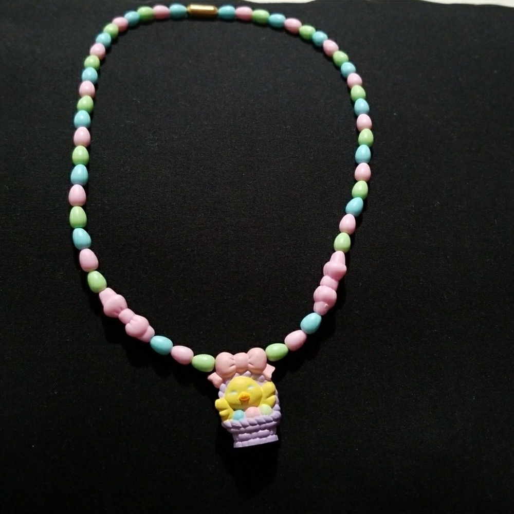 Kids Easter Necklace.