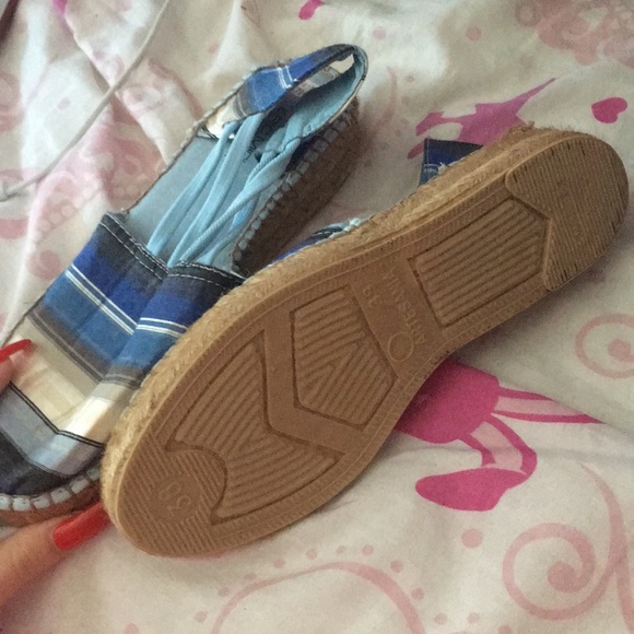 Blue stripped Eric michaels - Picture 2 of 2