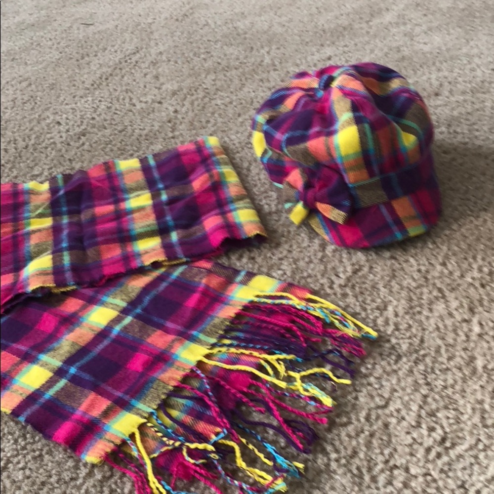 Little girl hat and scarf set!