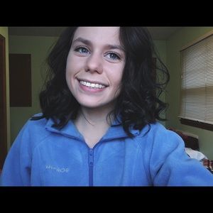 Meet your Posher, Monika