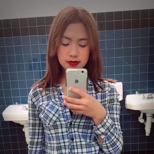 Meet your Posher, Sarahi