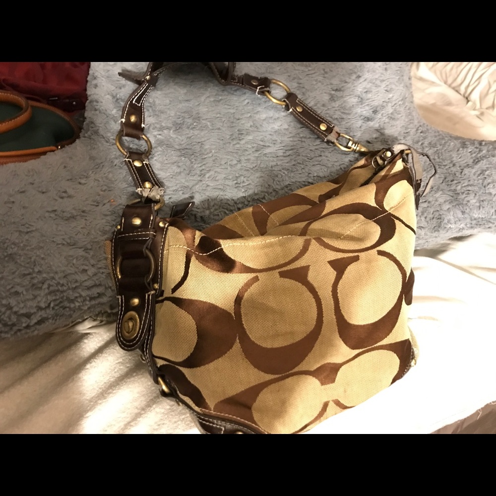 Gently used coach purse