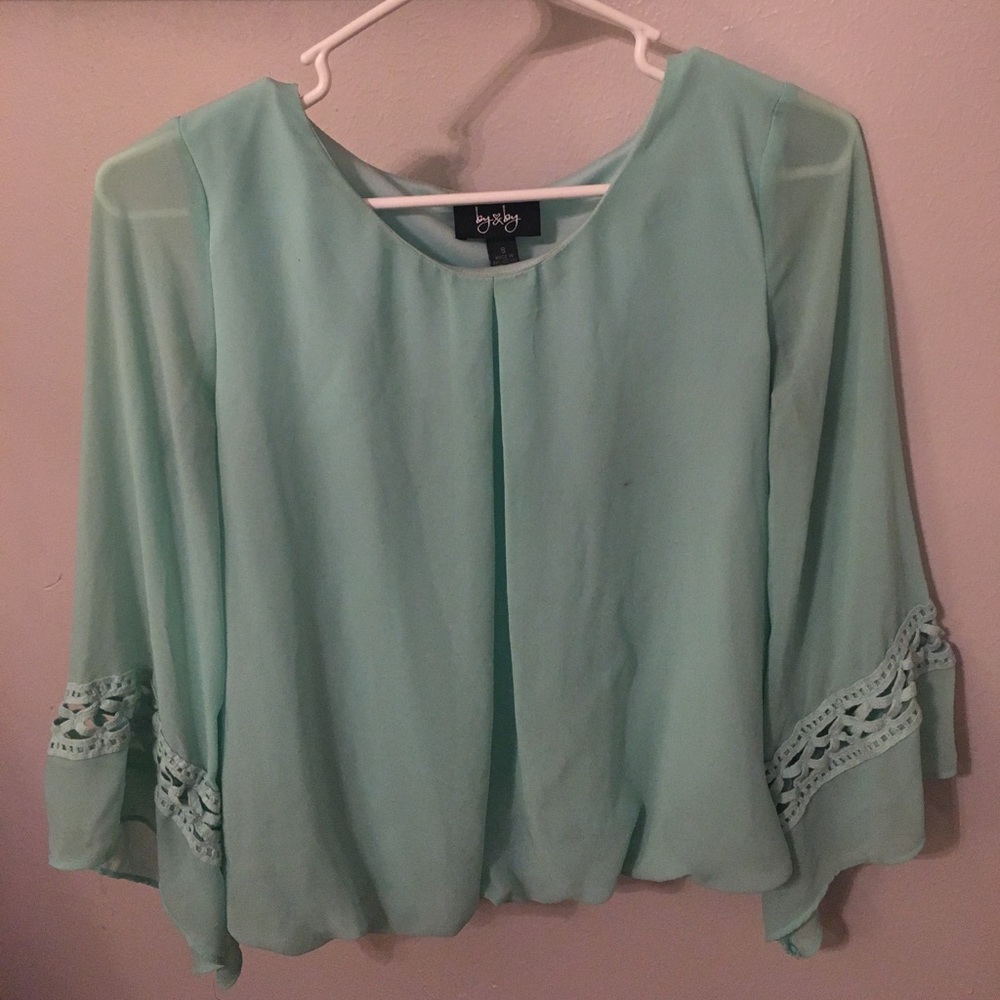 By & by Blouse 👚