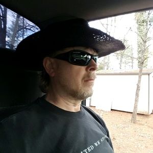 Meet your Posher, Ricky