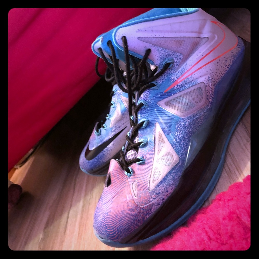 Women’s basketball sneakers!!!