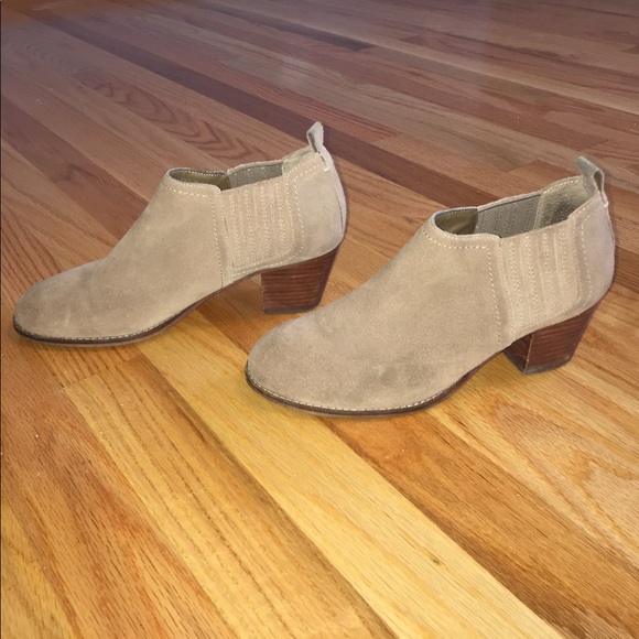 Dolce Vita Taupe Suede Booties - Picture 3 of 6