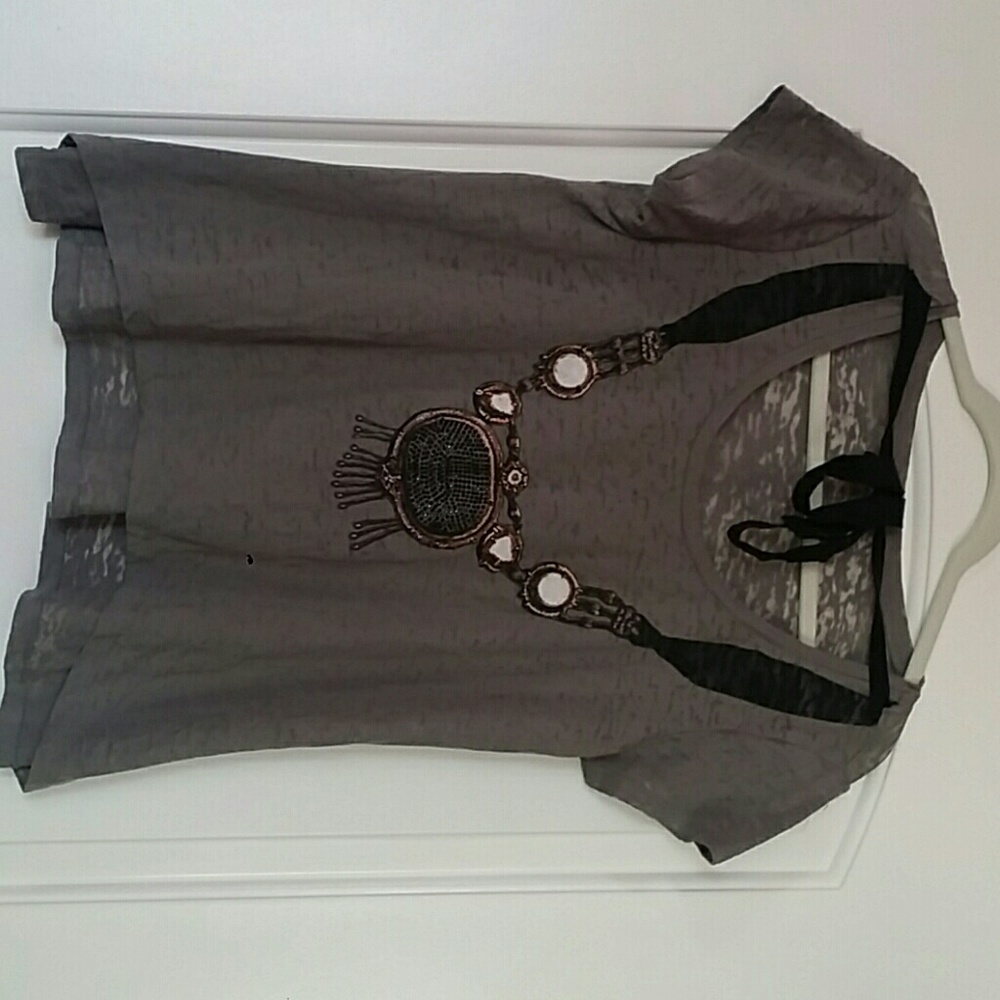 Adorable cute gray aline tshirt w  neck ribbon
