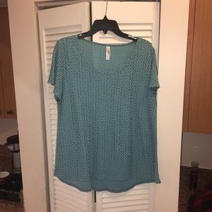 *make offer* lularoe classic t