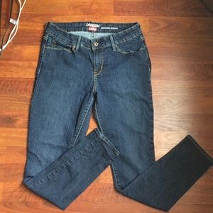 Levi’s Modern Skinny Jeans
