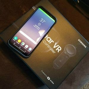 Galaxy s8 plus with VR headset