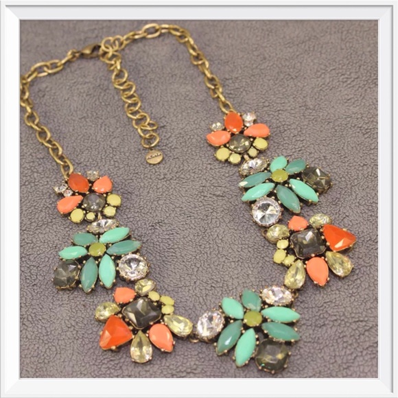 Stella & Dot Jewelry - Stella&Dot Crystal and Gem Necklace
