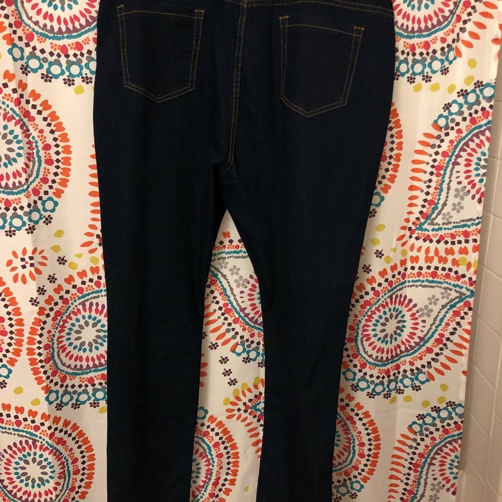 Jeans - Picture 6 of 6