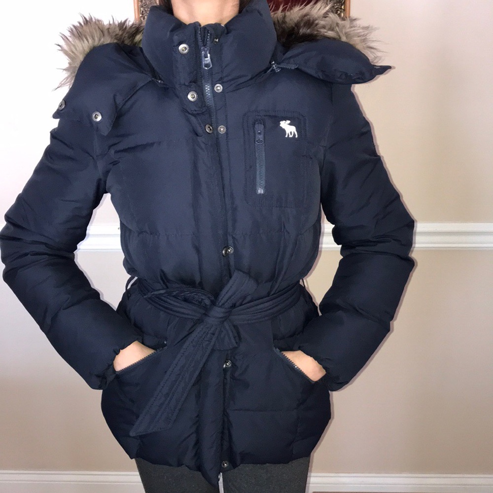 A&F navy blue puffer jacket