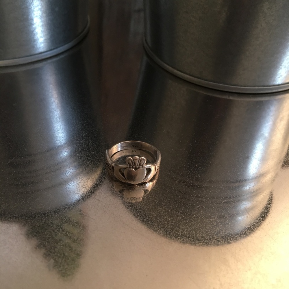 Claddagh ring - women's size 6