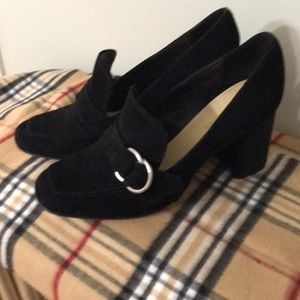 Almost new block heel suede pumps size 8.5 M