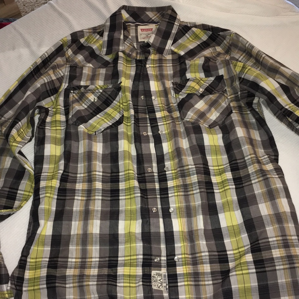 Levi shirt
