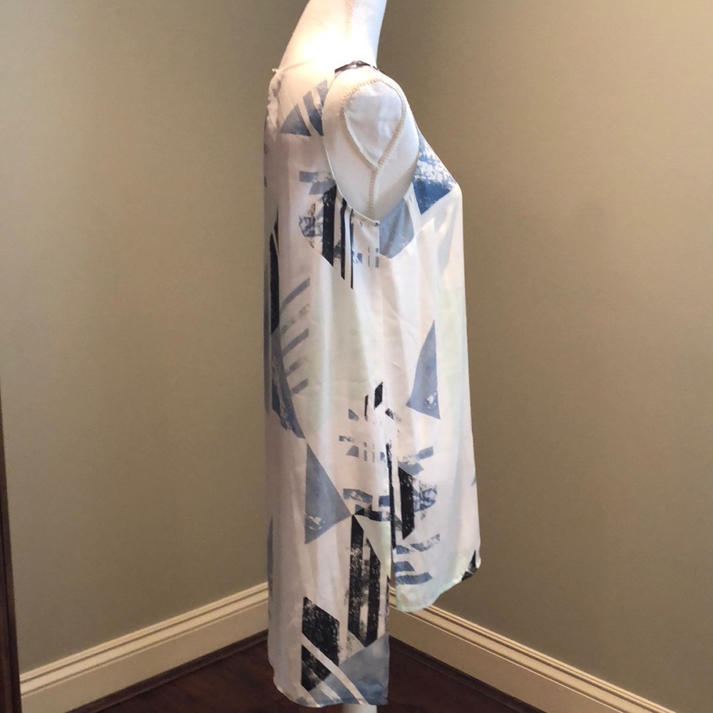 Tunic - Picture 2 of 2