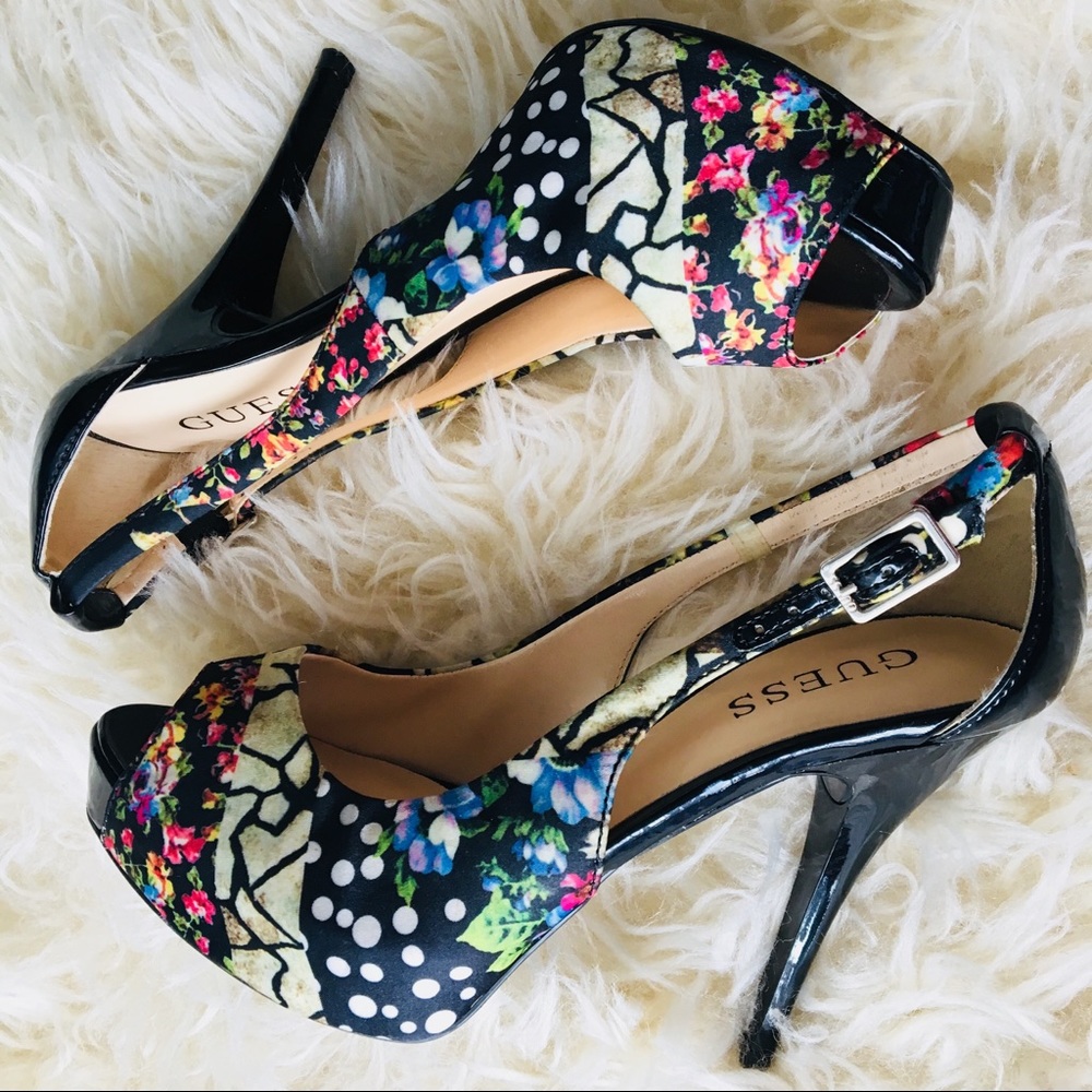 Guess ❦ Black & Cream Floral Patent Peeptoe Pumps